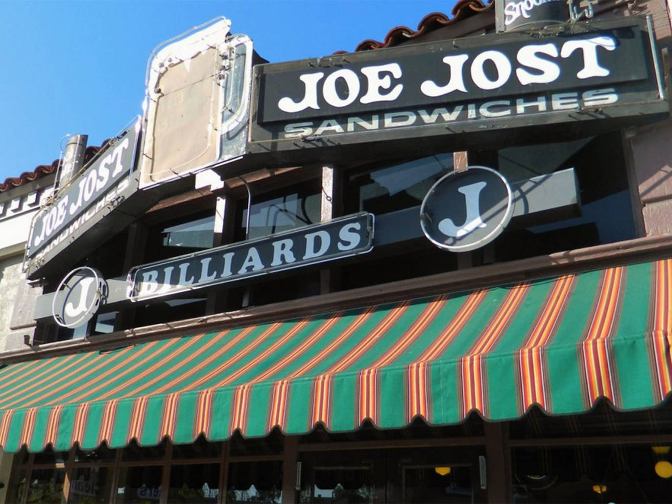 Best Long Beach bars for beer, cocktails and wine