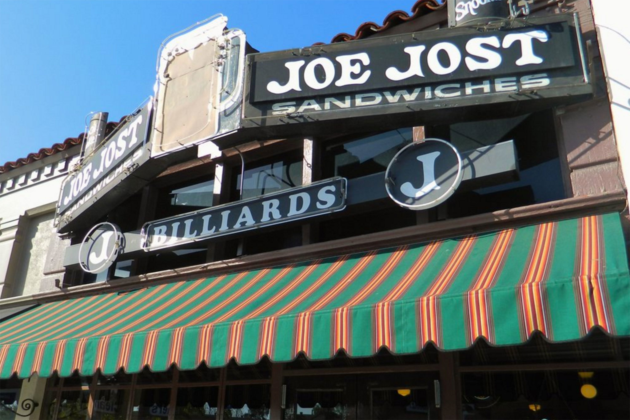 Joe Josts Bars In Long Beach Los Angeles