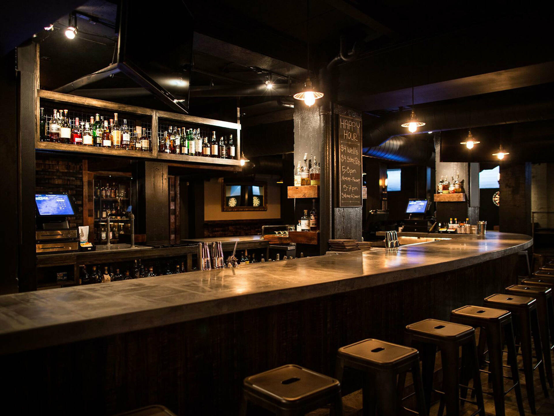 Best Long Beach bars for beer, cocktails and wine