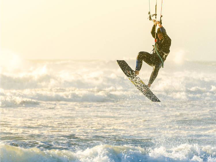 Kitesurfing