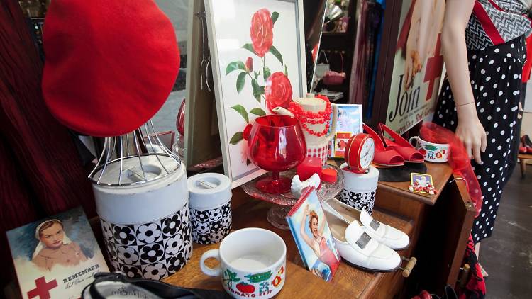 Accessories at Red Cross Vintage Newtown