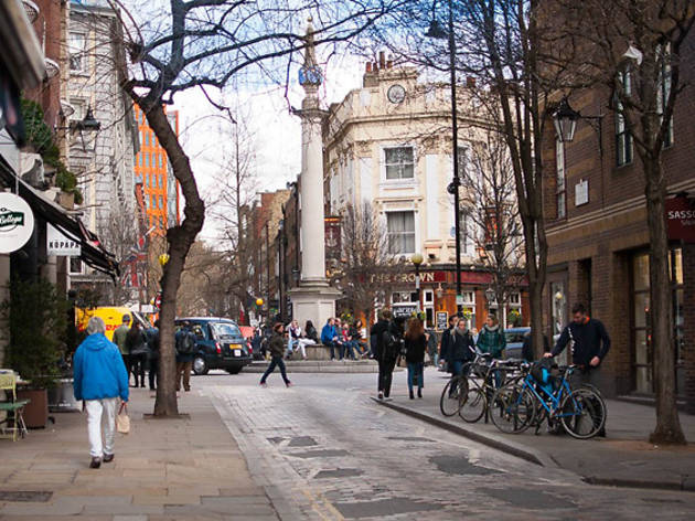 Seven Dials @ Home The Seven Dials monument