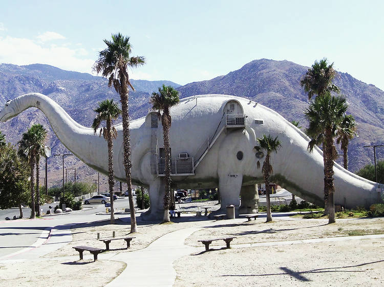 Driving to Coachella from LA? These pit stops are ripe for Instagram selfies and exploration.