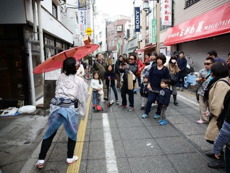 松陰神社通りのみの市1