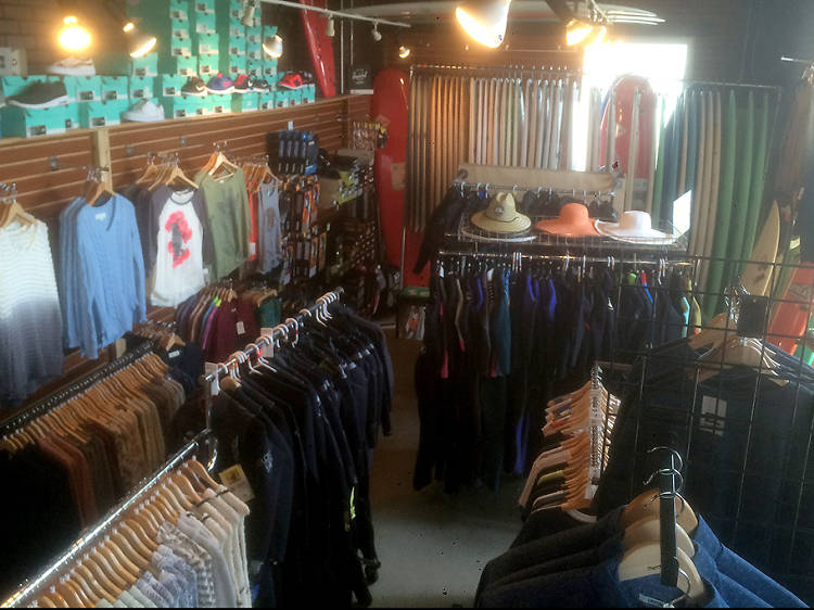 Find a great surf shop for the best surfing gear in NYC