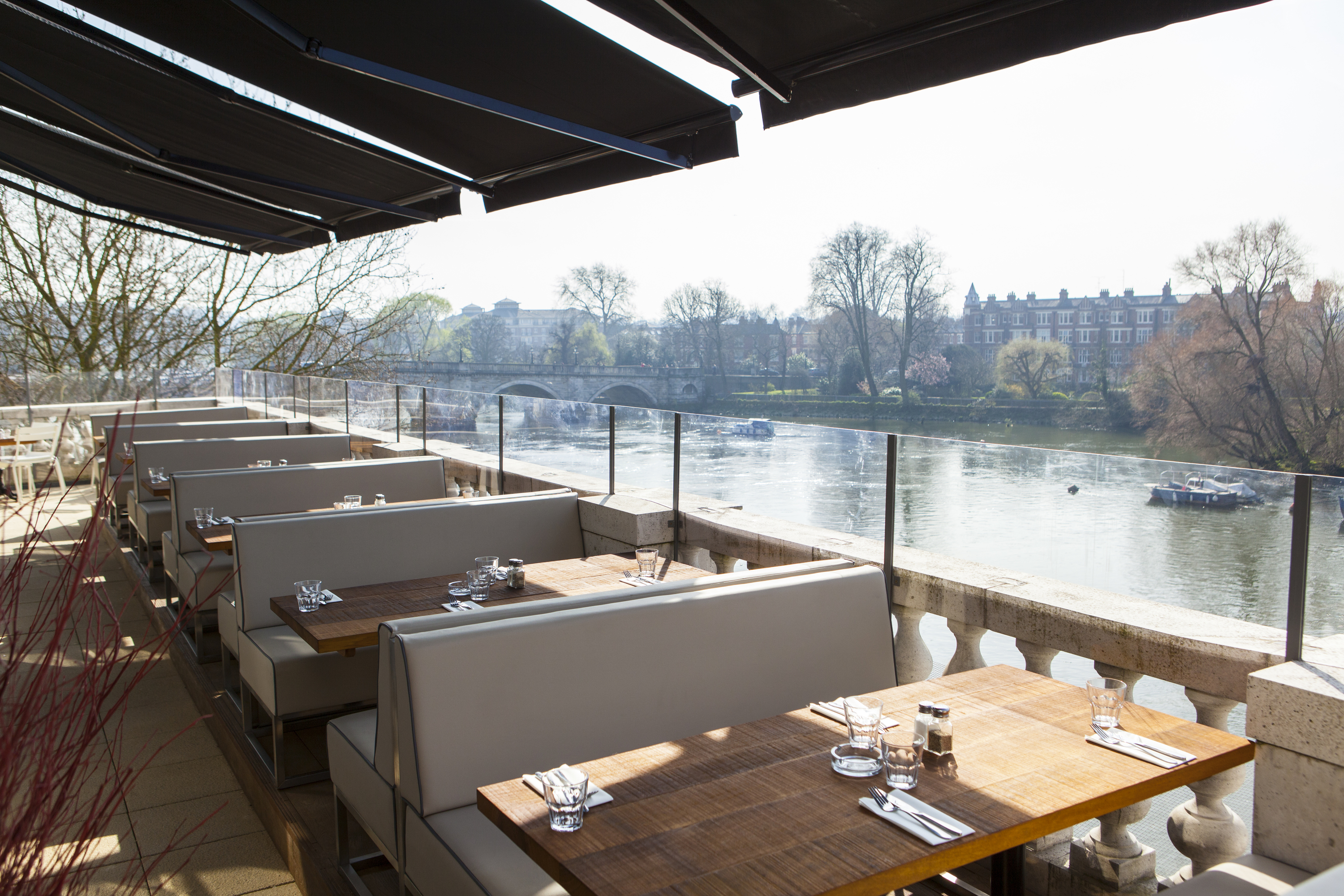 Revolution Bar Bars and pubs in Richmond, London