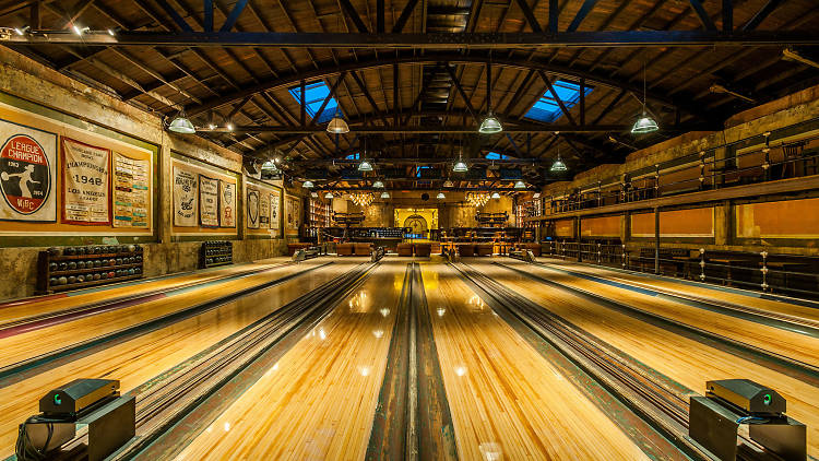 Go on a double date at Highland Park Bowl