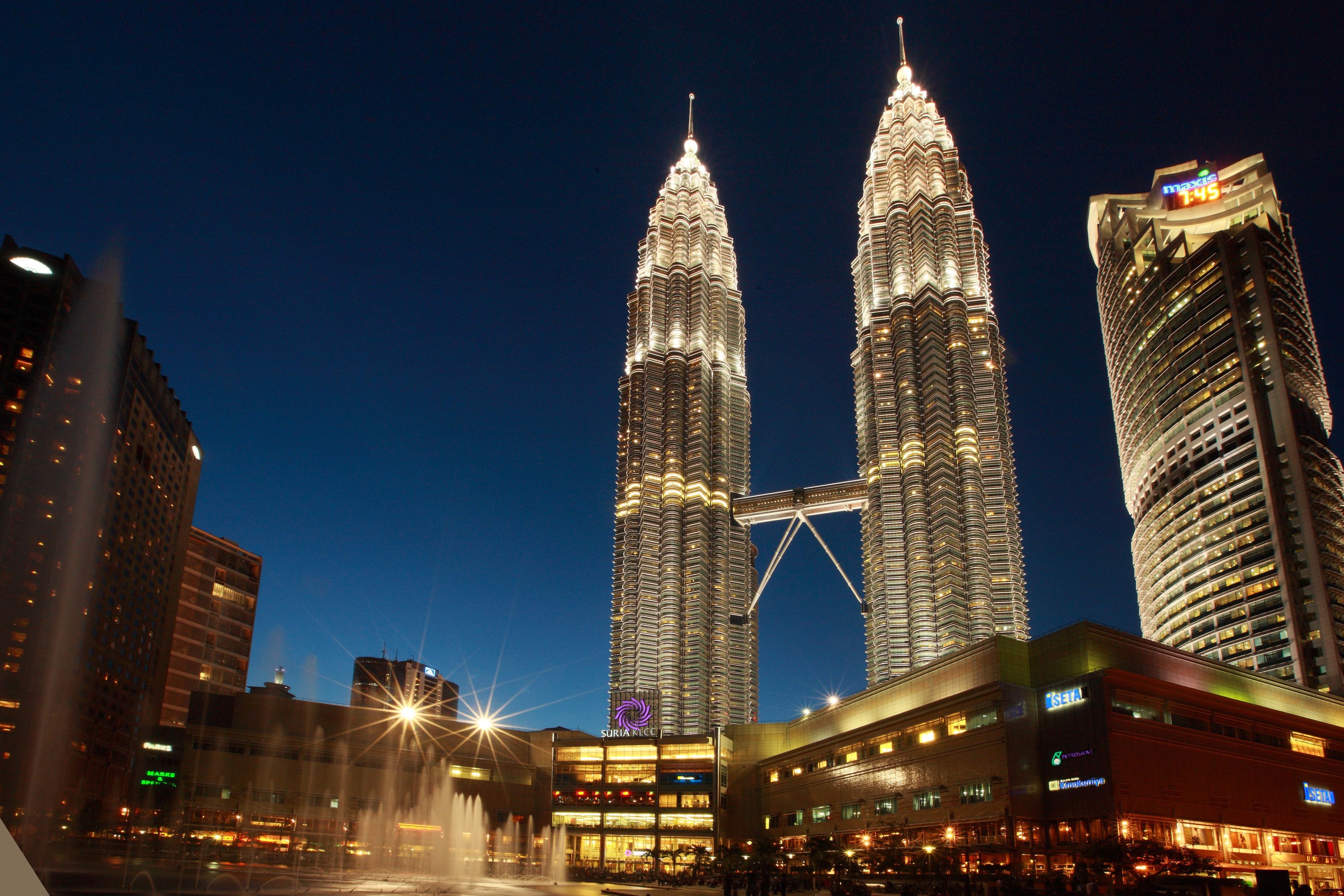 Suria KLCC Shopping in KL City Centre Kuala Lumpur