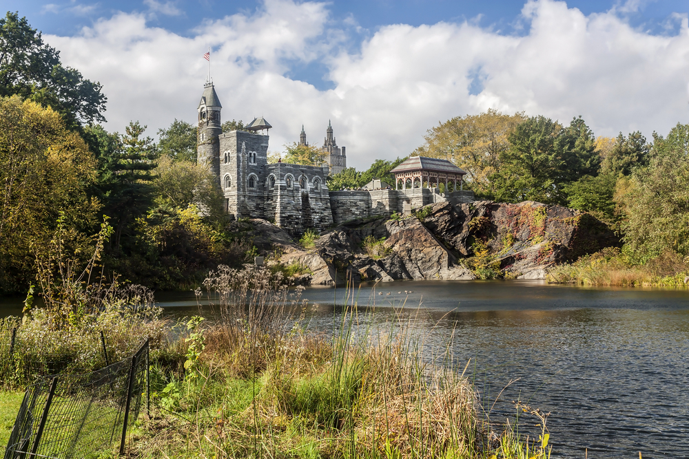 Belvedere which means beautiful view is a Gothic and Romanesque style. The  castle is a folly in Central Park. #belvedere #be…