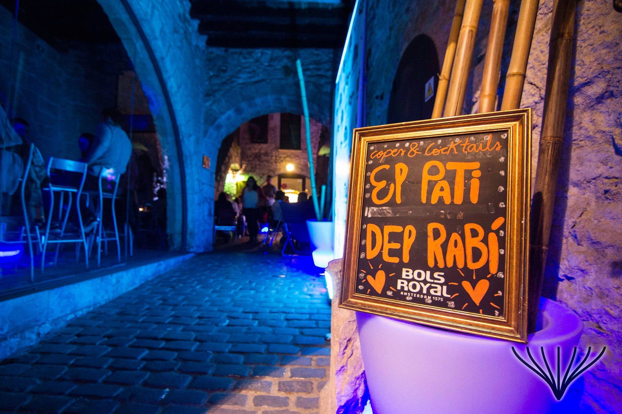 El Pati Del Rabí | Bars And Pubs In Centre, Girona