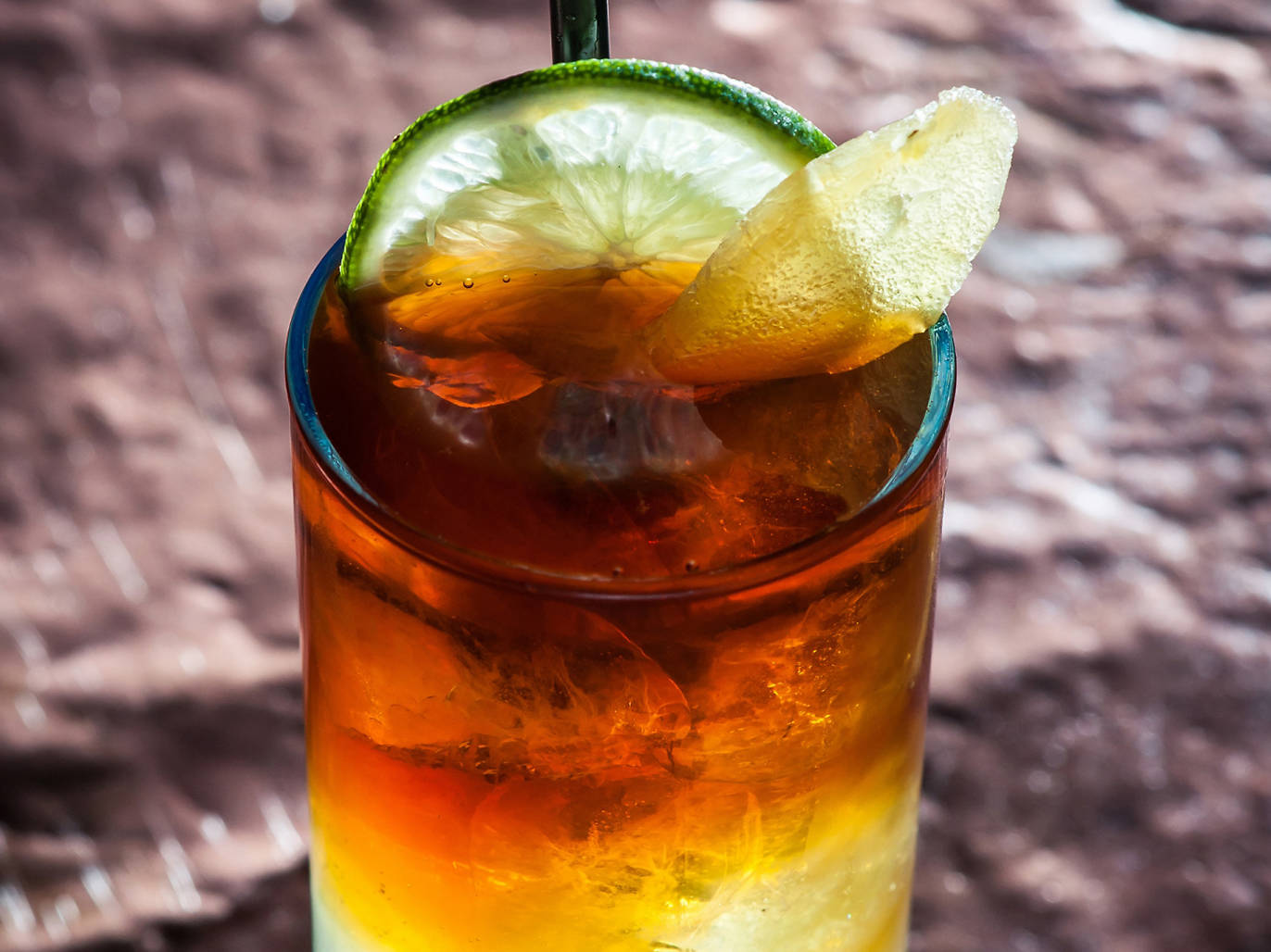 Best cocktails in NYC including best cocktail bars and recipes