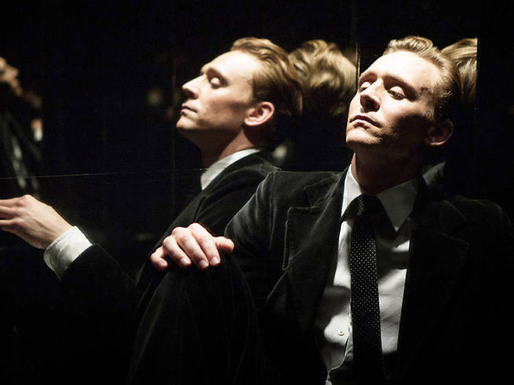 Tom Hiddleston in the futuristic High-Rise!