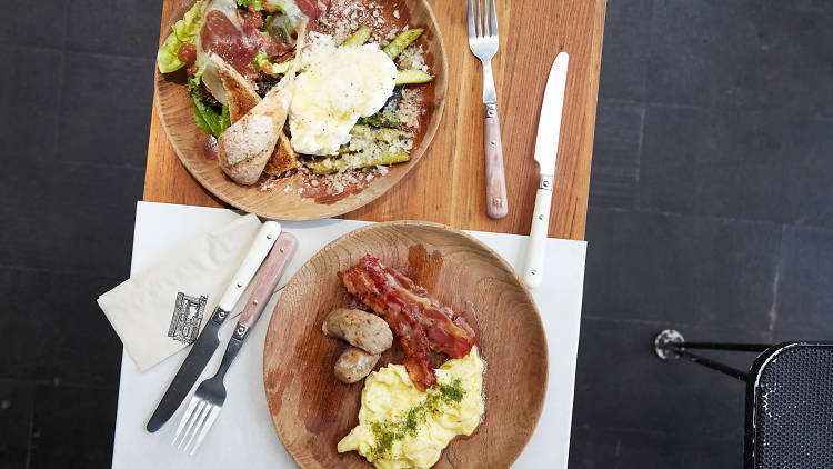 Cafe' All day breakfast at Sukhumvit 22