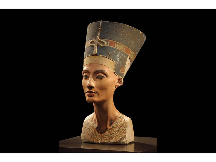 Poprsje Nefertiti, 1345 pr