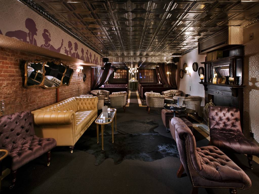 11 Best Bars in Chelsea to Visit Now