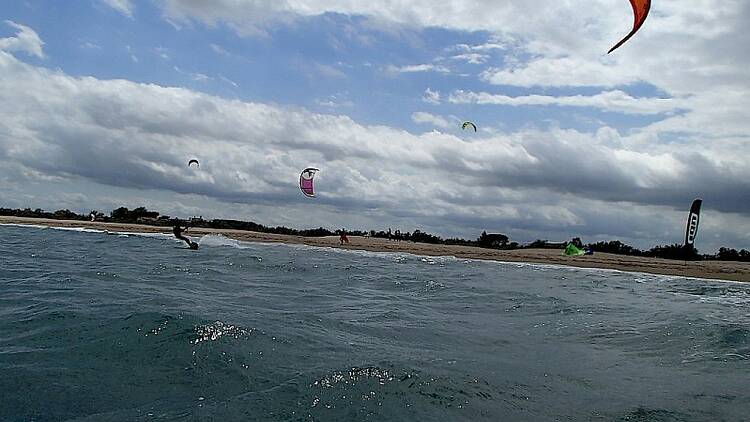 Fer kite surf a Sant Pere Pescador