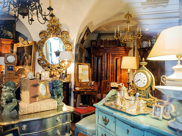 Antique Stores In Nyc For Vintage Finds And Retro Clothes