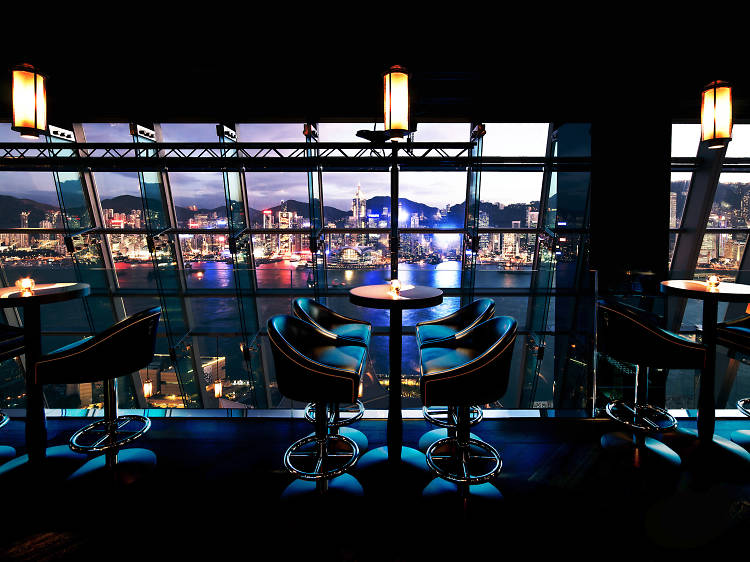 The best Hong Kong restaurants with a view - Aqua Hong Kong