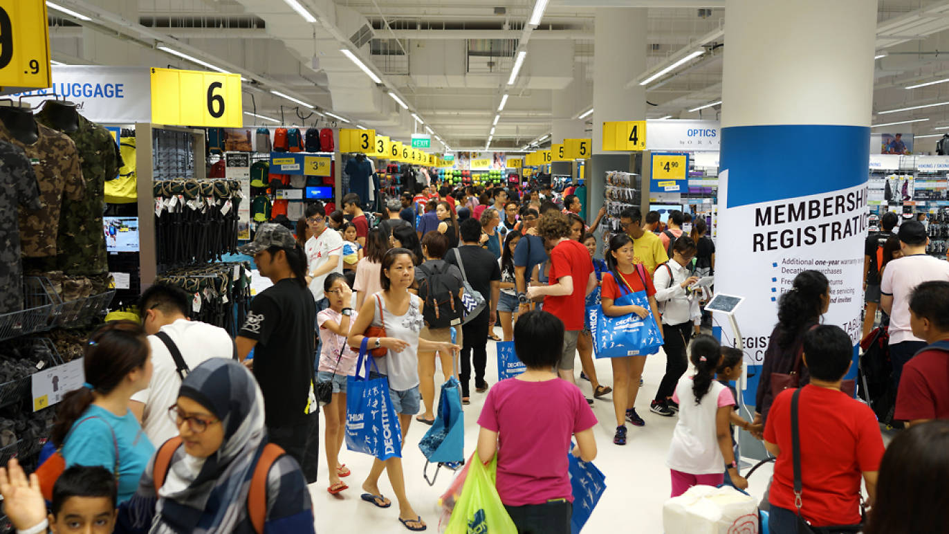 Decathlon (City Square Mall) Shopping in Kallang, Singapore