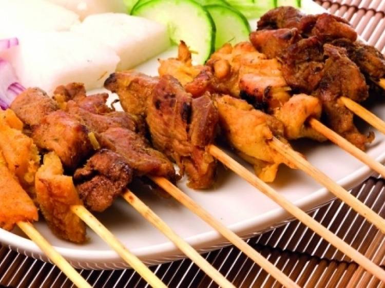 singaporean, satay, skewers