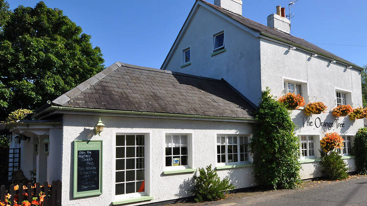 country pubs near london, the orange tree