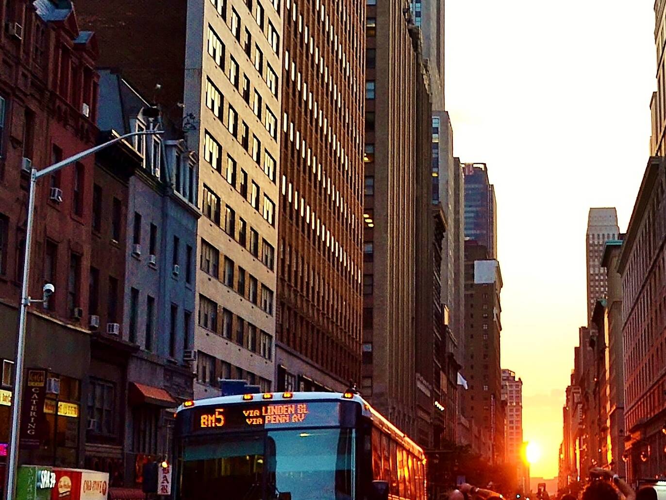 Where to see Manhattanhenge in NYC 2024