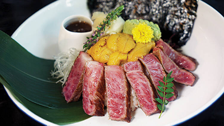 Wagyu steak uni bowl (Ura)