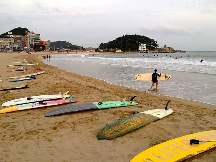 Songjeong Beach