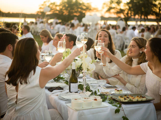 Diner en Blanc - Charleston Diner en Blanc - Charleston