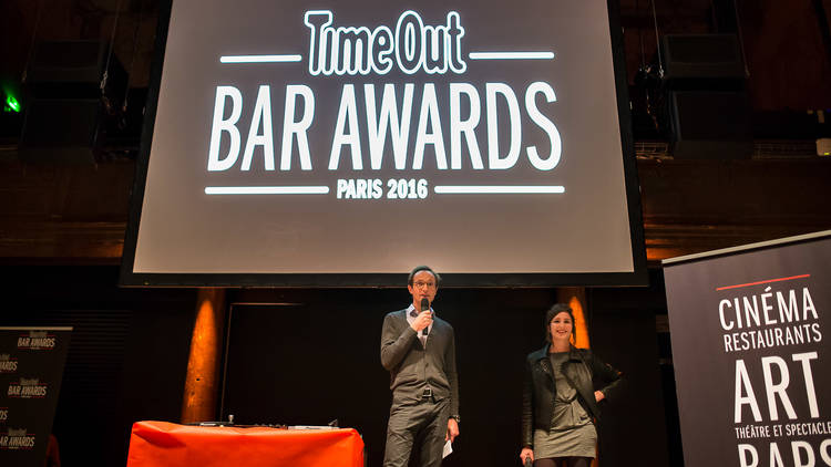 Bar Awards 6 (Our hosts for the evening, Time Out Paris’s Thibaut Court and Zazie Tavitian © Anthony Micallef)