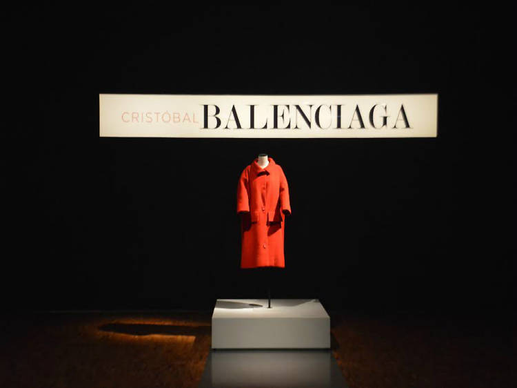 Exposición Cristóbal Balenciaga, un discreto esplendor