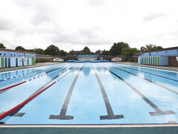 A dip on the Charlton riviera