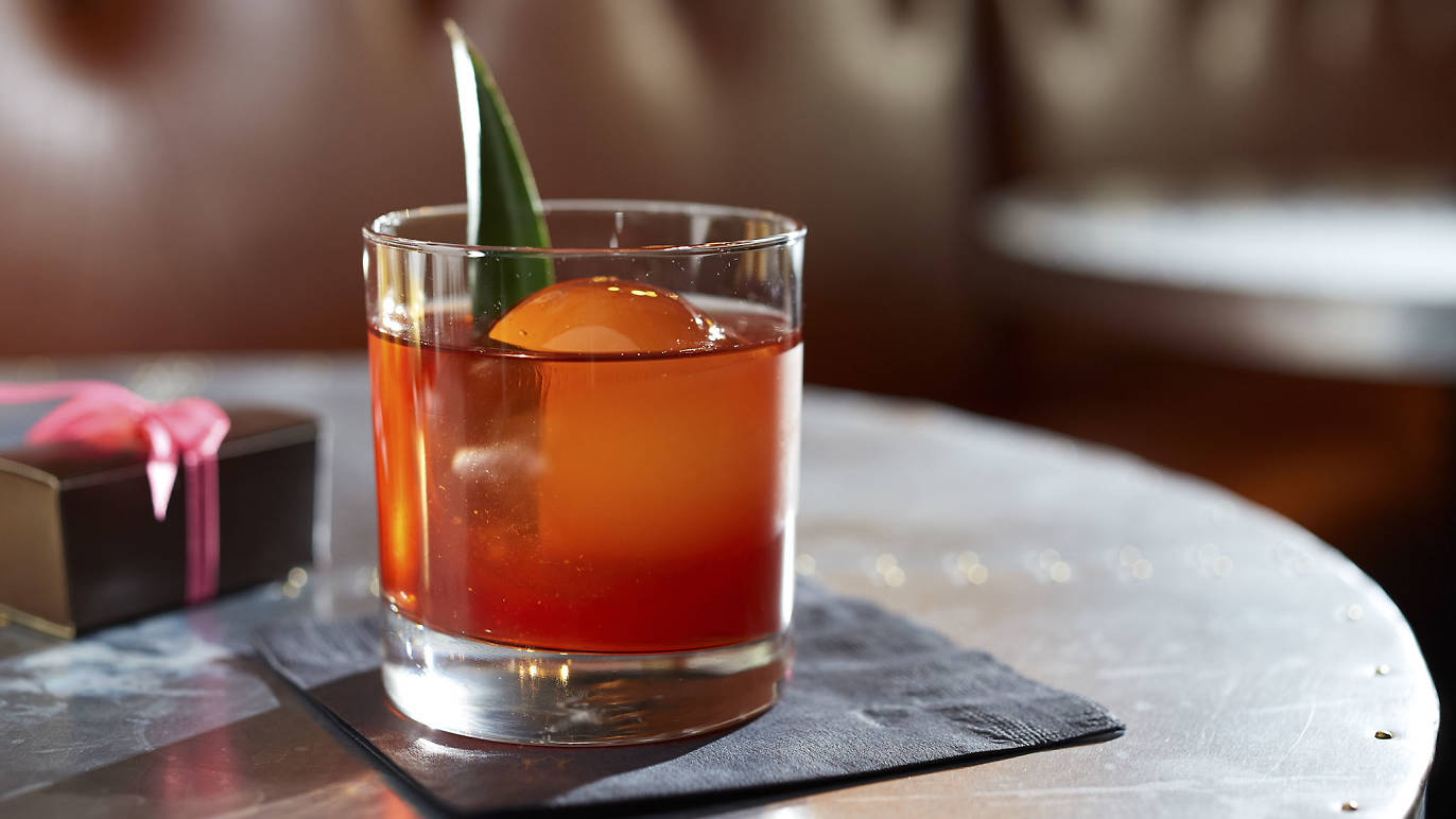 The Victor Bar Bars in North Center, Chicago