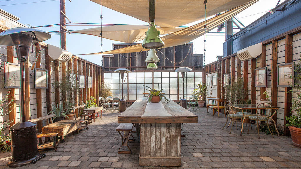 The Lincoln Bars in Venice, Los Angeles