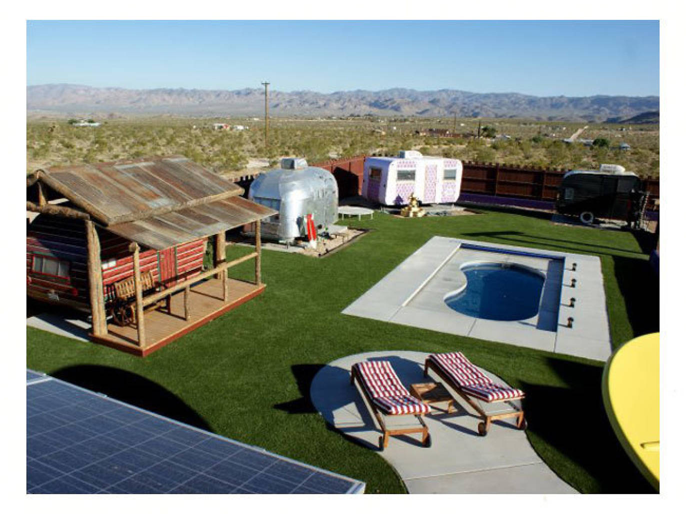 Best Joshua Tree Hotels Near the National Park