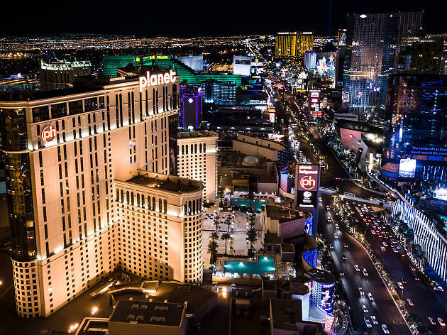 Los Angeles to Las Vegas Private Roundtrip Flight Los Angeles to Las Vegas Private Roundtrip Flight