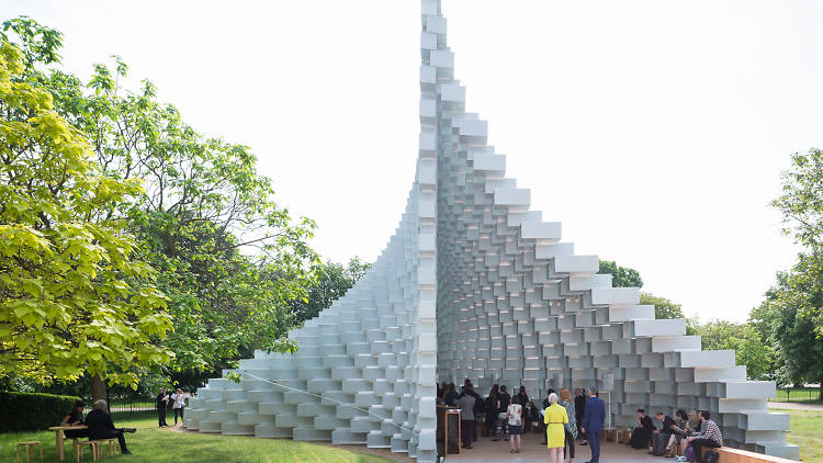 Unzip a wall in the Serpentine Pavilion