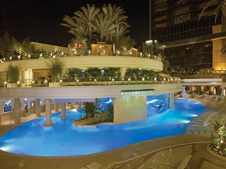 caesars palace pool swim up bar