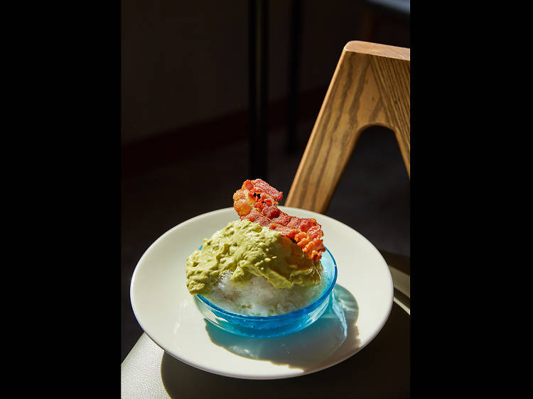 Avocado kakigori at Sweet Pista