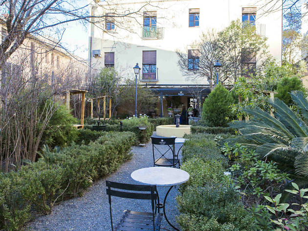 Sopar a un restaurant romàntic de Girona Sopar a un restaurant romàntic de Girona