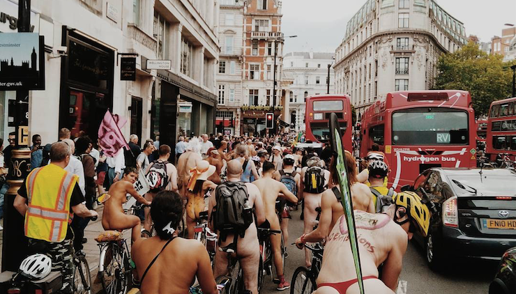 naked bus ride london Nude pussy tit sex