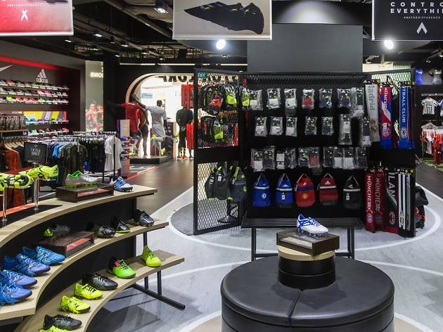 nike kallang wave mall