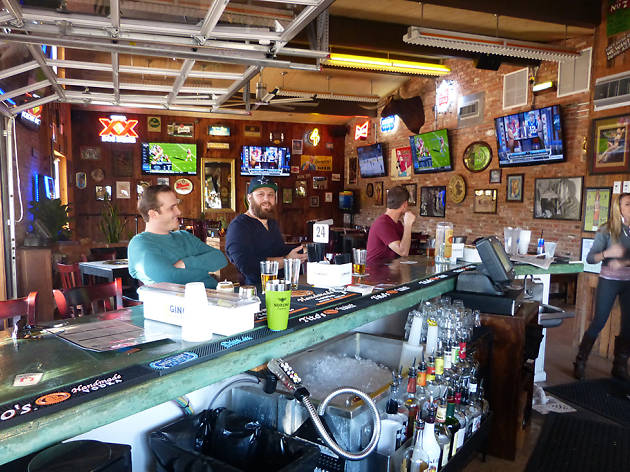 Best sports bars in Austin for watching the big game