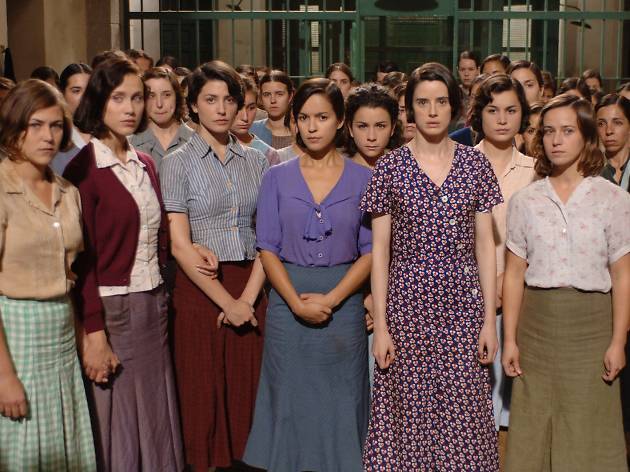 Las 13 rosas Las 13 rosas