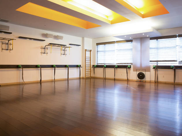 12 Amazing Yoga Studios In Chicago