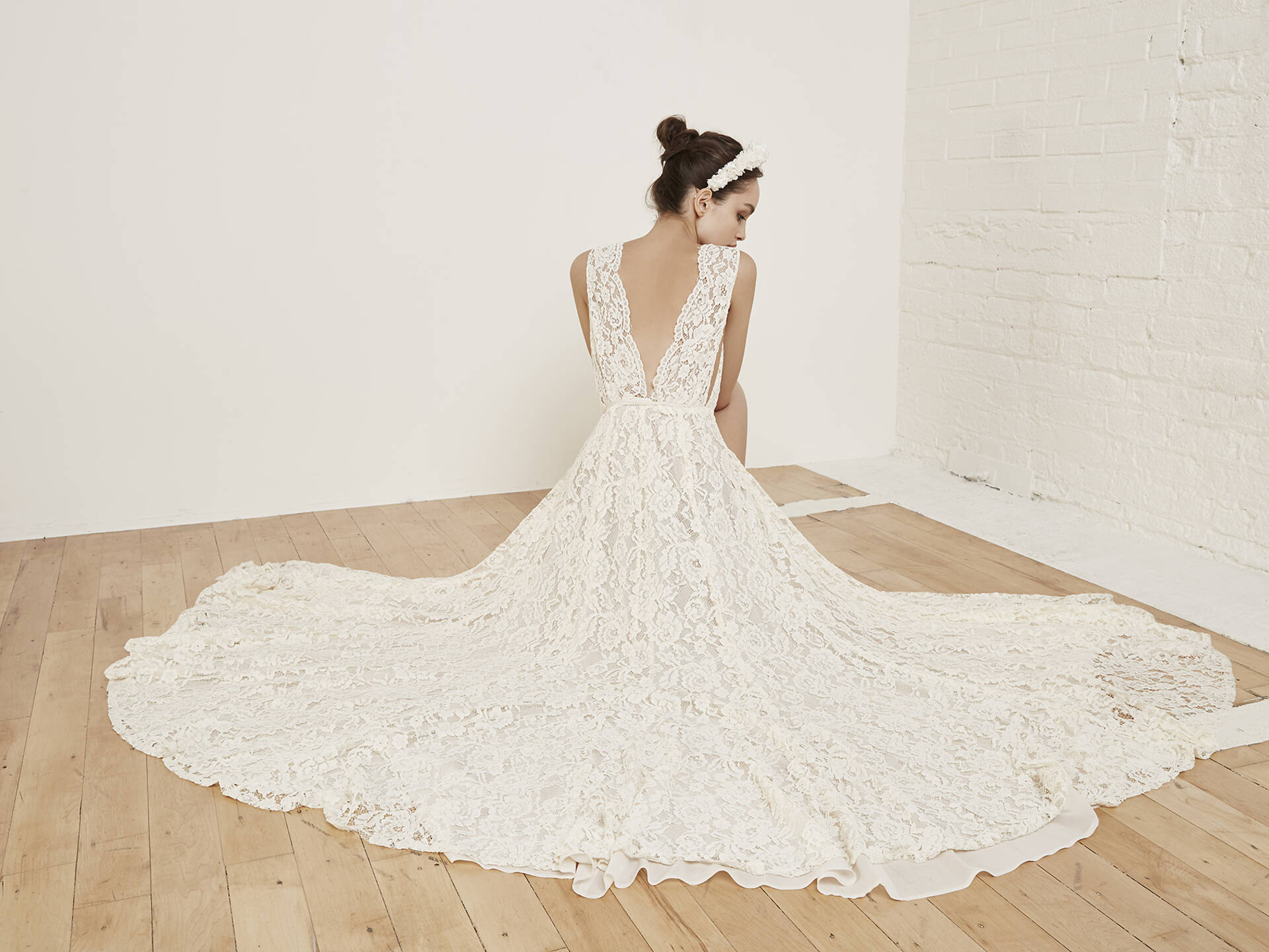 Best bridal shops in NYC including Lovely Bride and Kleinfeld