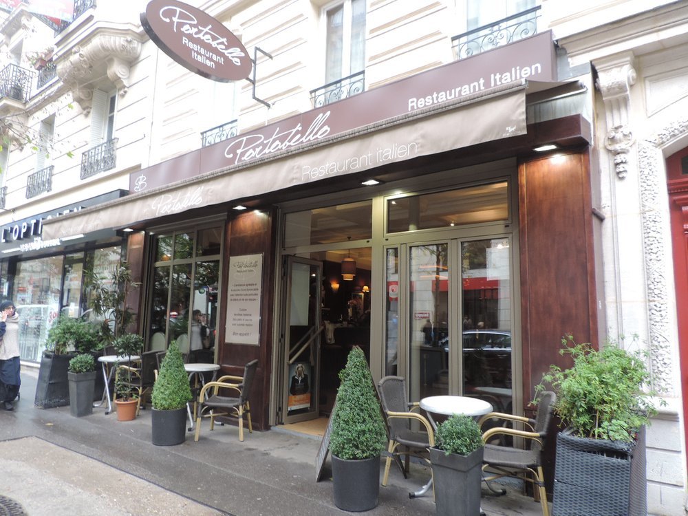 Portobello Restaurants à 18e arrondissement, Paris