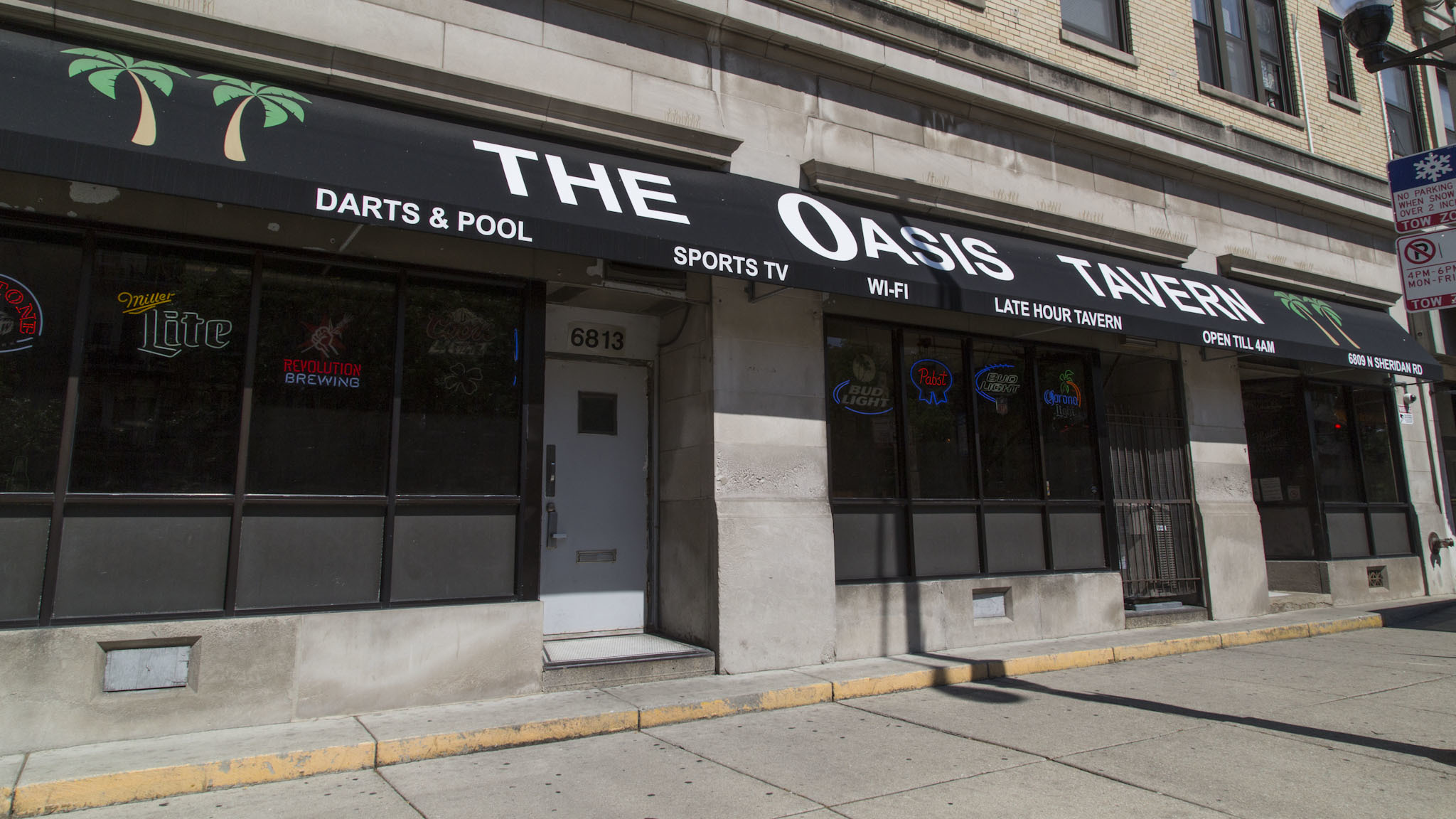 Best dive bars in Chicago