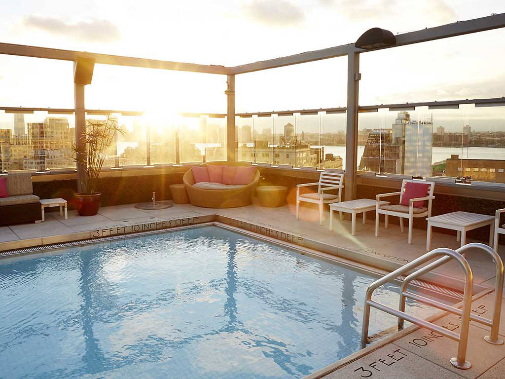 10 Best Hotels With Pools In Nyc For 2023 Places To Stay In New York City