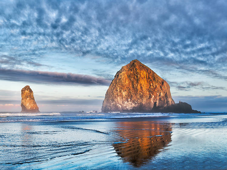 Viewpoint over Cannon Beach from Ecola State Park, OR